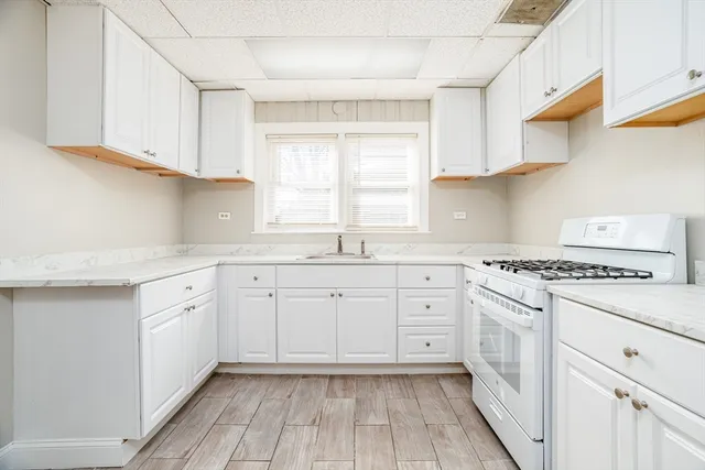 $899,900 | 131 5th Street, Leominster, MA 01453