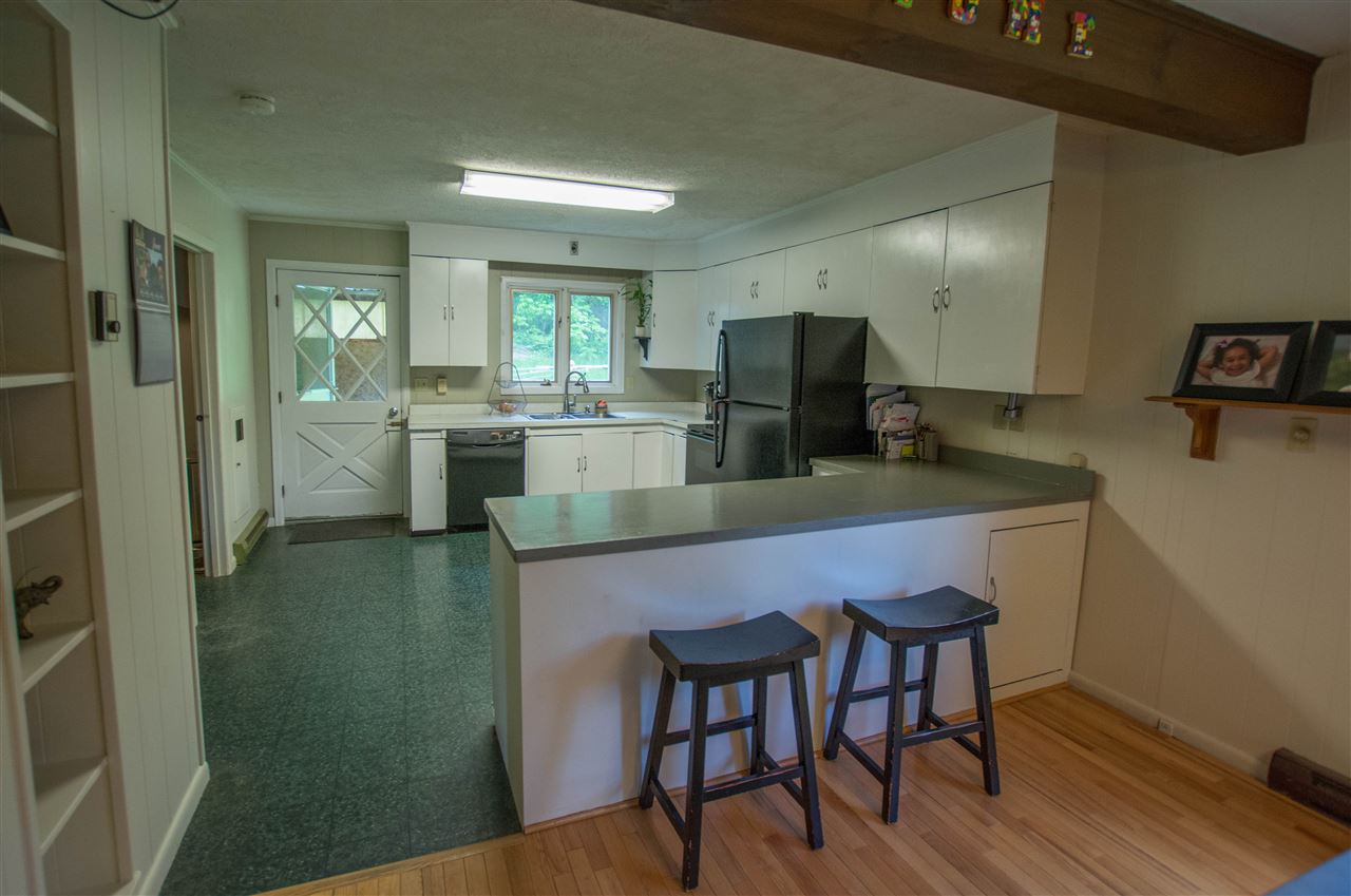 778 Oak Hill Road Williston, VT 05495 - Photo 11 of 27 Gallery Image 11