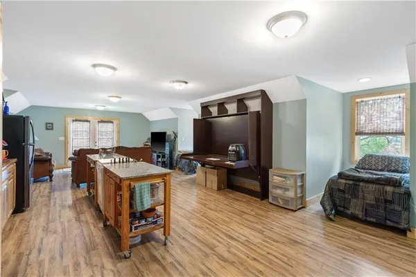 $590,000 | 119 Northeast 1050th Road, Higginsville, MO 64037
