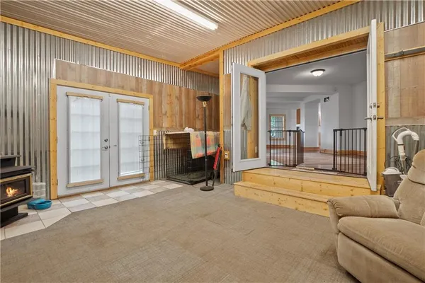 $590,000 | 119 Northeast 1050th Road, Higginsville, MO 64037