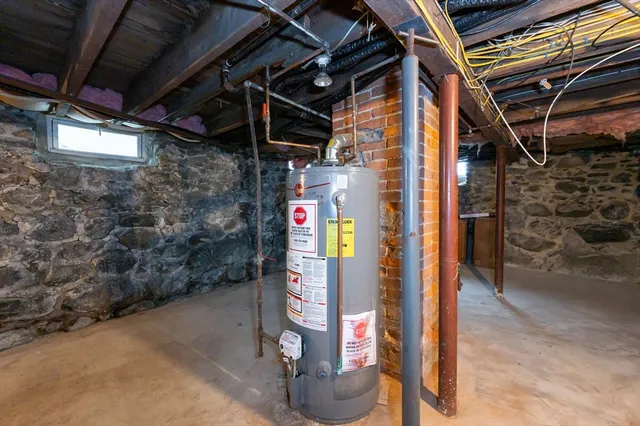 $499,900 | 66 Perry Street, Lowell, MA 01852