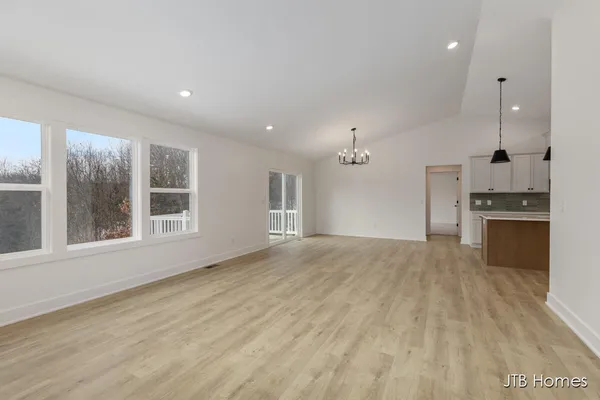 $669,900 | 5940 Valley Point Drive Southeast, Caledonia, MI 49316