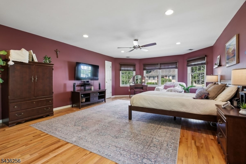 8 Harper Street West Orange, NJ 07052 - Photo 32 of 42