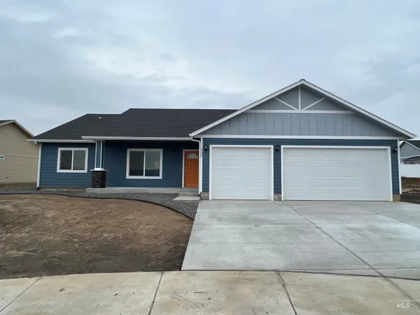 $443,900 | 1743 Yellowstone Court, Lewiston, ID 83501