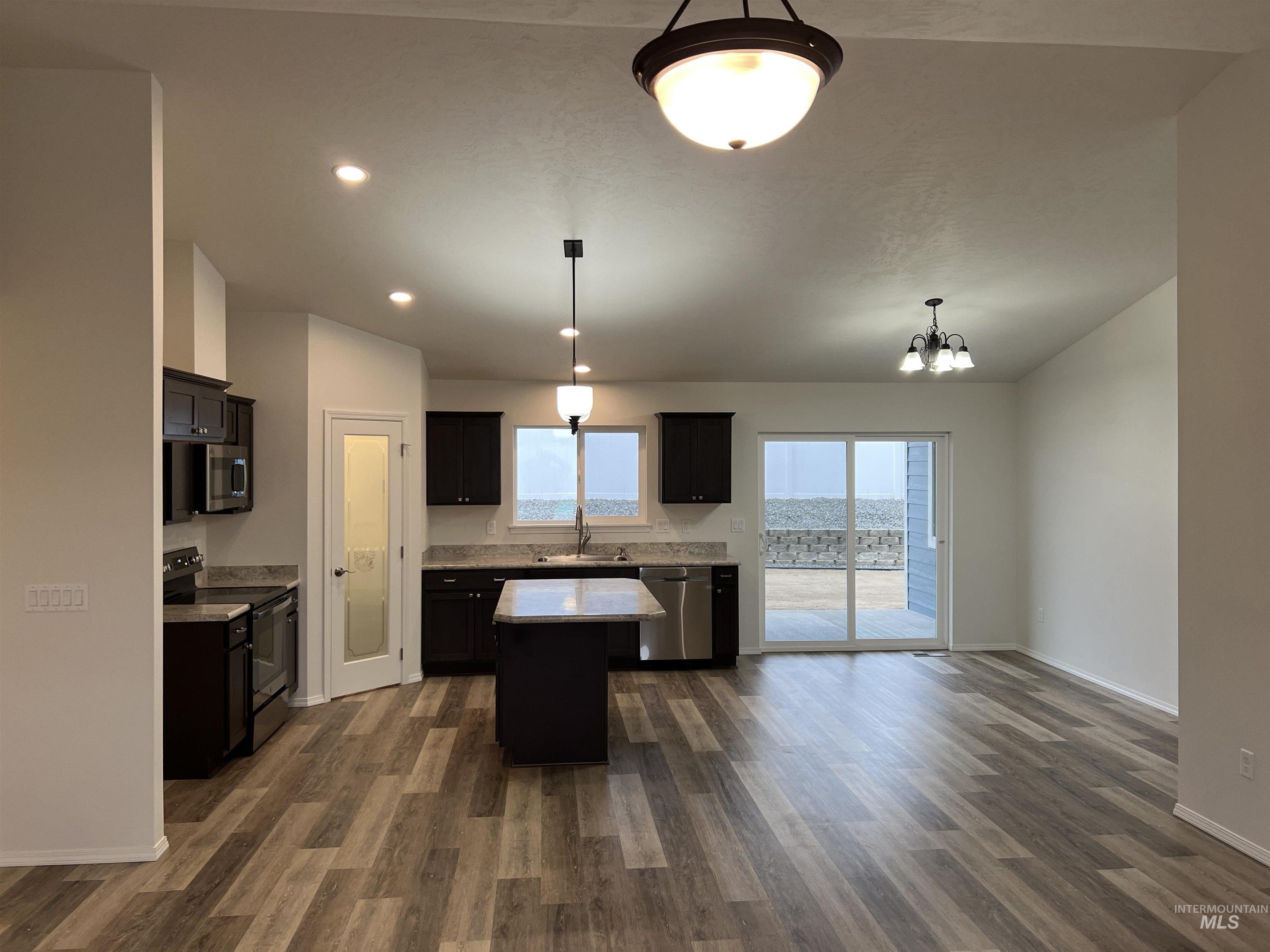 1743 Yellowstone Court Lewiston, ID 83501 - Photo 2 of 11