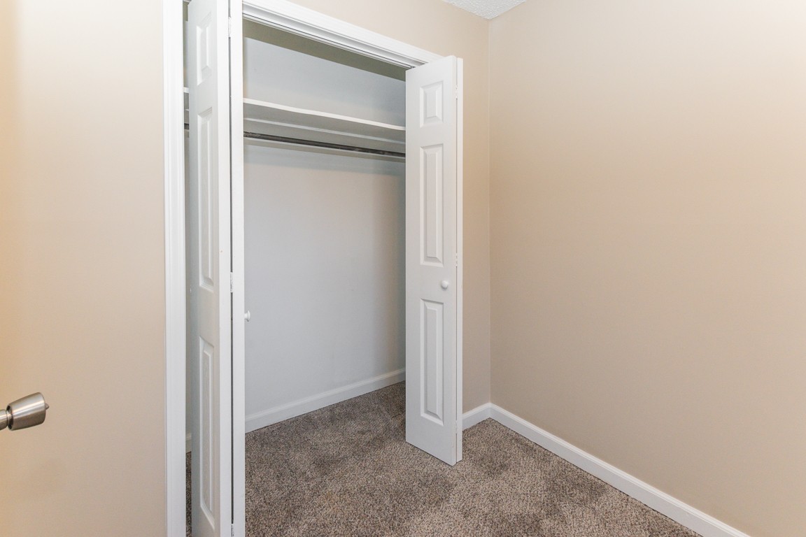 816 Garrettsburg Road Clarksville, TN 37042 - Photo 22 of 34 a view of closet area