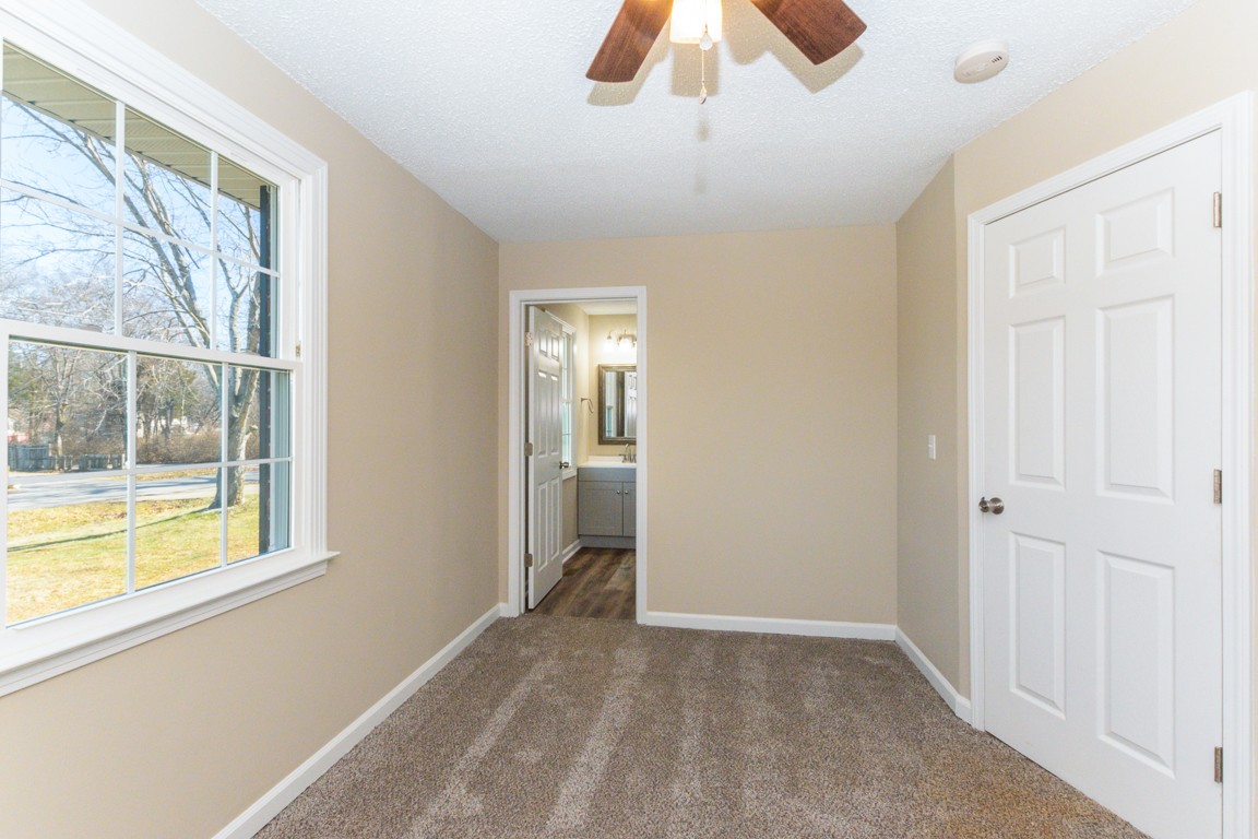 816 Garrettsburg Road Clarksville, TN 37042 - Photo 24 of 34 a view of an empty room with a window