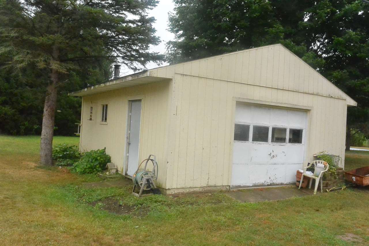 798 North Waverly Road Dimondale, MI 48821 - Photo 11 of 12 Photo 11