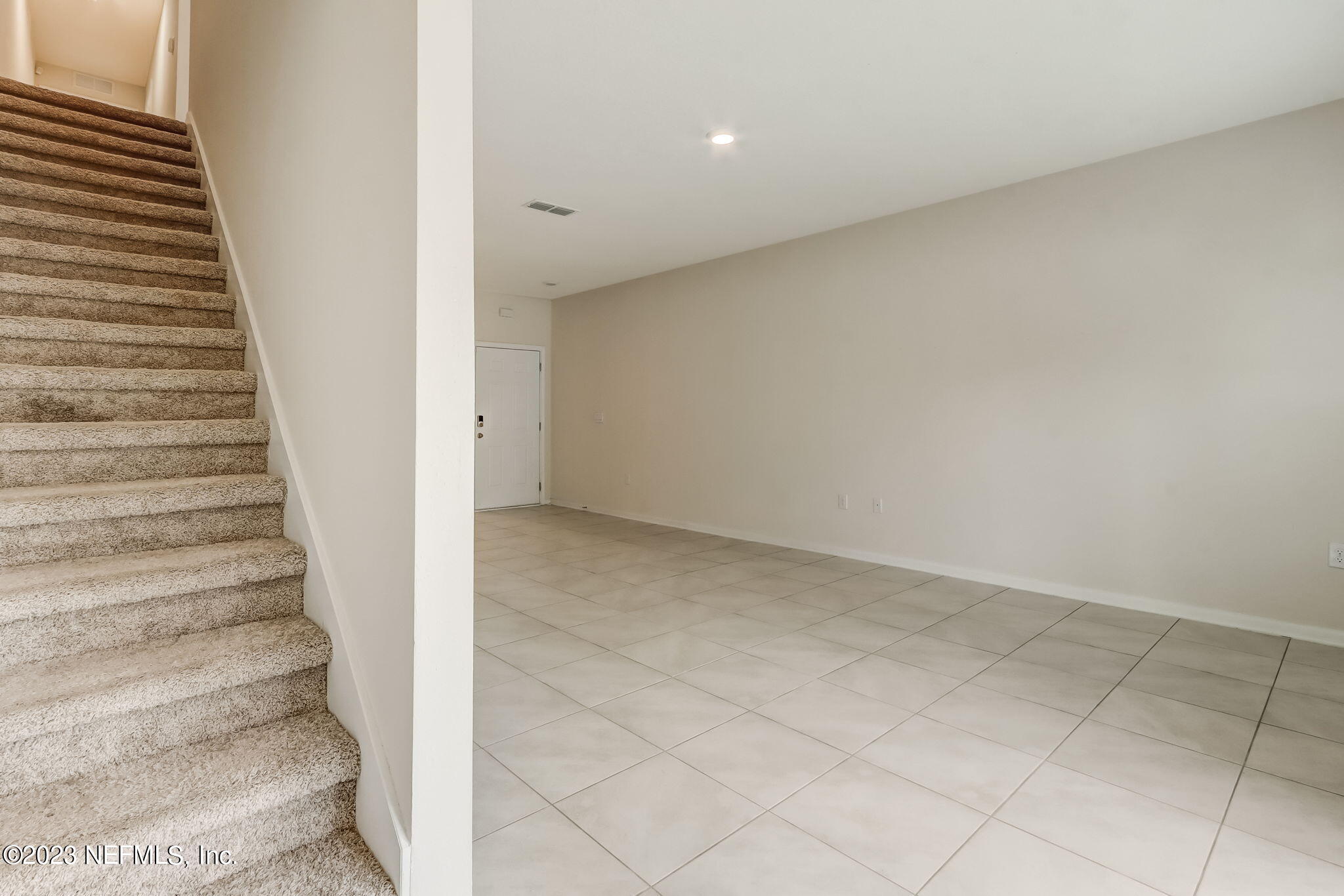 832 Observatory Parkway Jacksonville, FL 32218 - Photo 15 of 27 a view of entryway with stairs