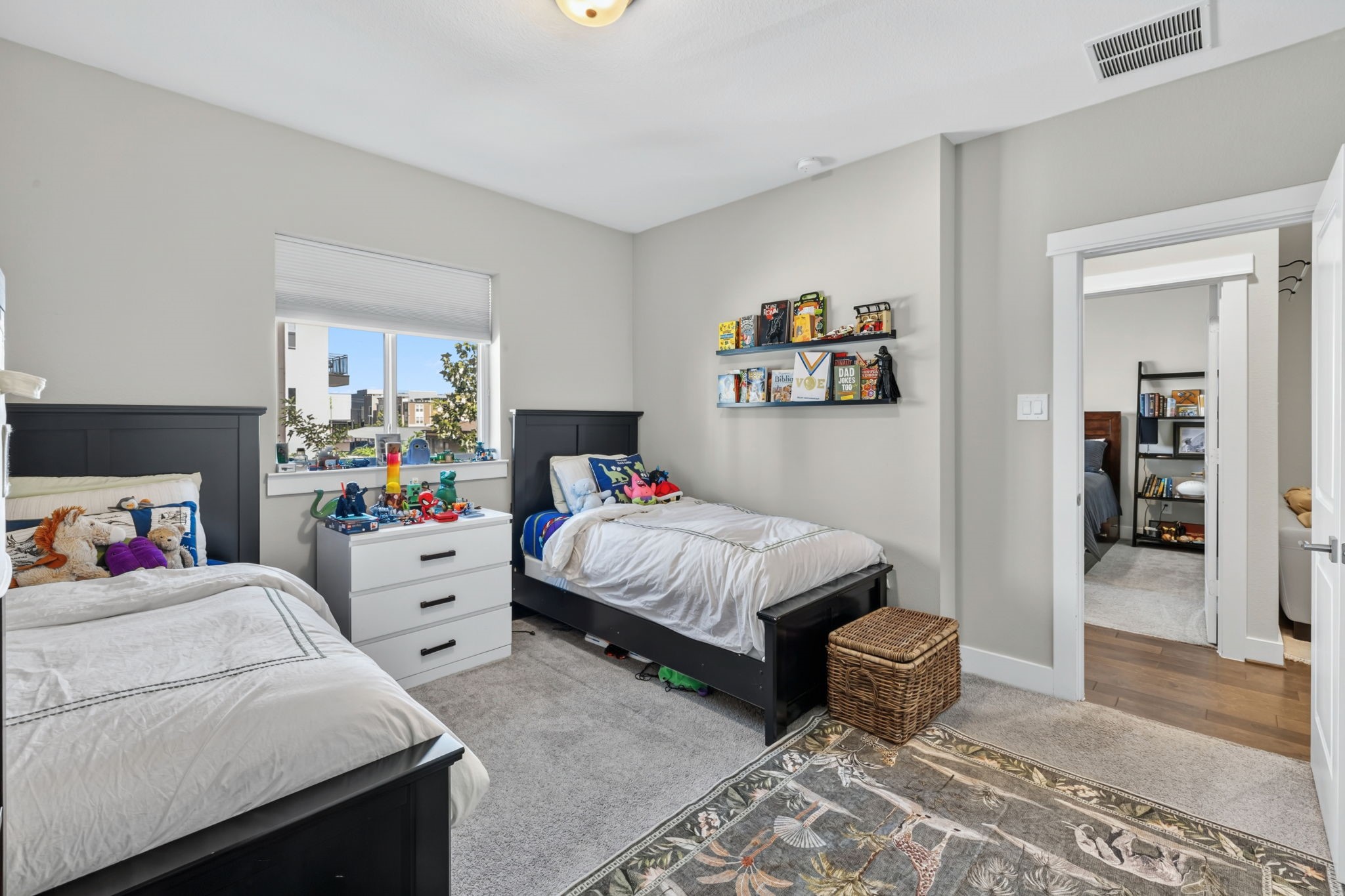 1423 Biondo Way Houston, TX 77008 - Photo 40 of 50
