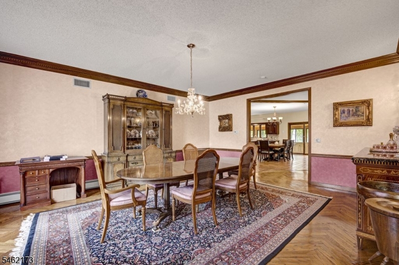 25 Woodbine Road Florham Park, NJ 07932 - Photo 18 of 44 Gallery Image 18