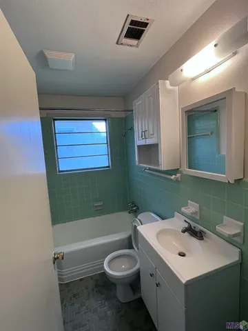 $1,225 | 3022 Wilshire Drive, Baton Rouge, LA 70806