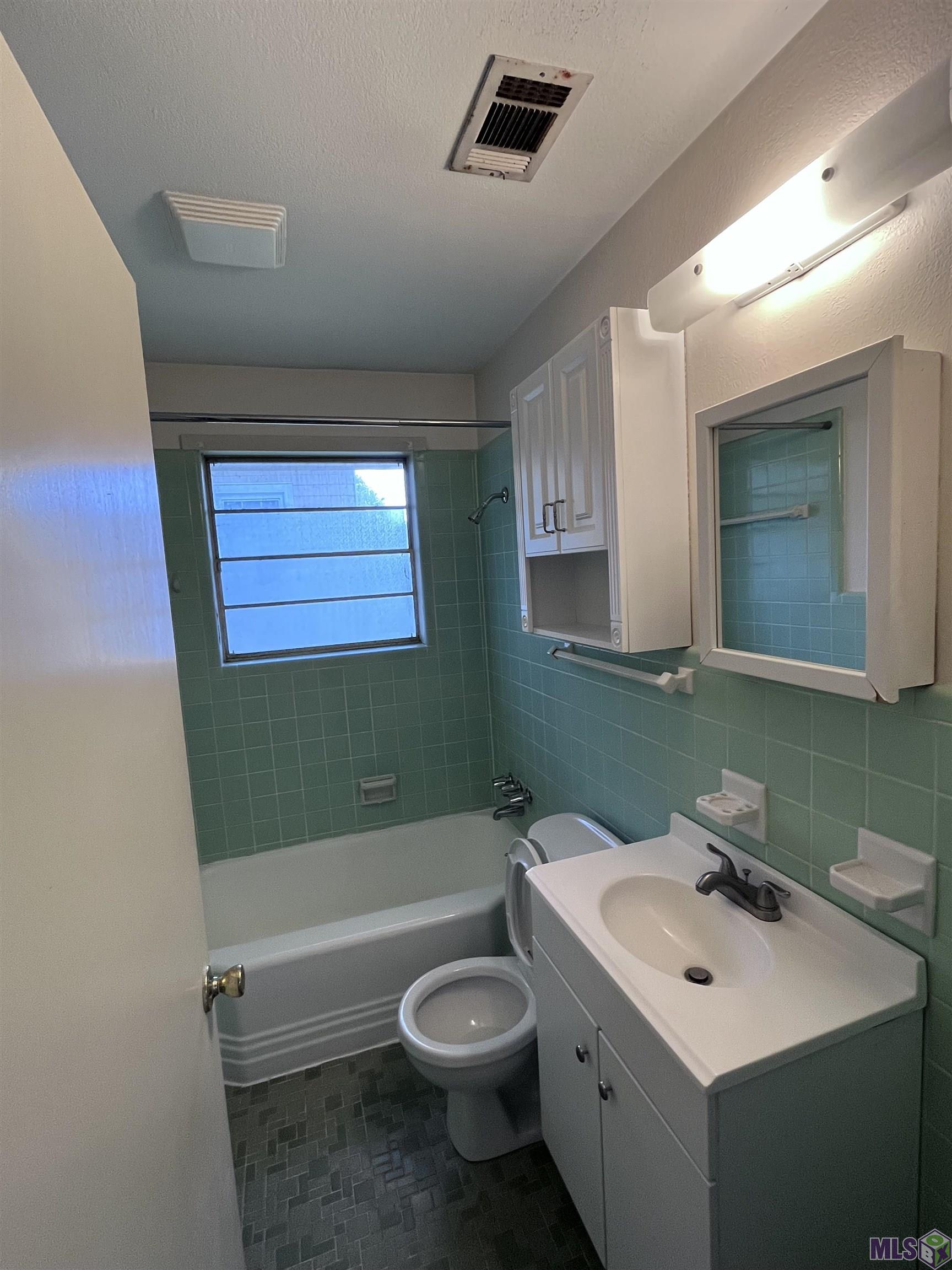 3022 Wilshire Drive Baton Rouge, LA 70806 - Photo 5 of 9