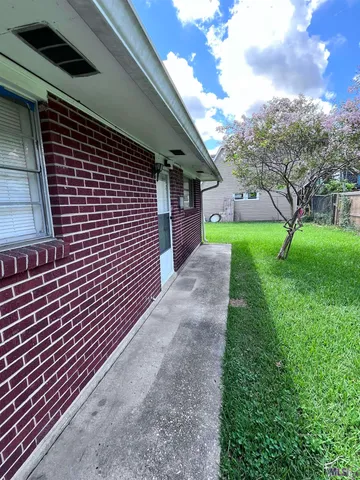 $1,225 | 3022 Wilshire Drive, Baton Rouge, LA 70806