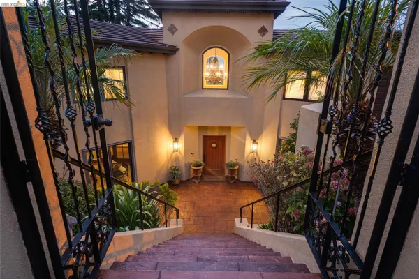 $2,549,000 | 6257 Virgo Road, Oakland, CA 94611