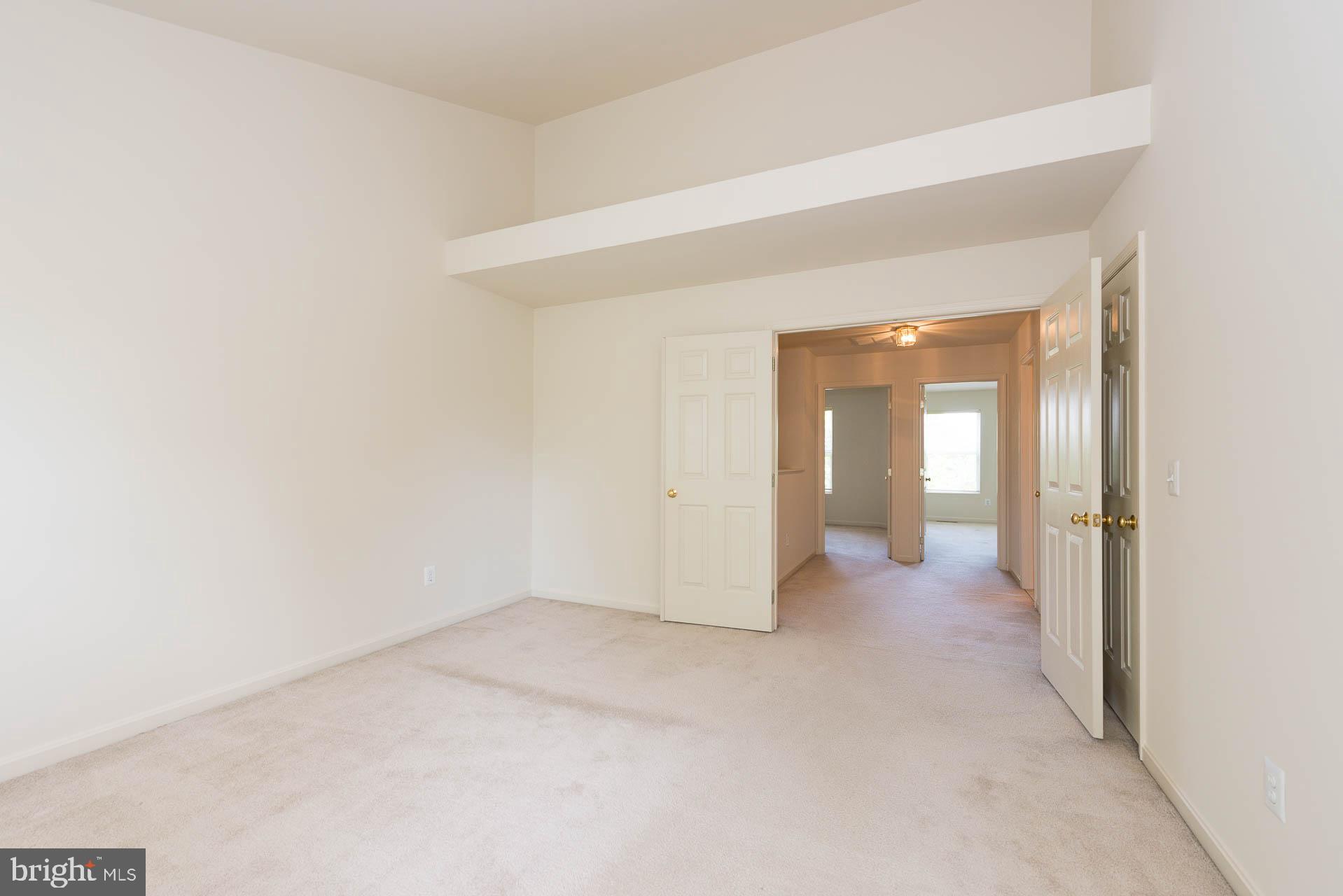 12066 Edgemere Circle Reston, VA 20190 - Photo 31 of 46