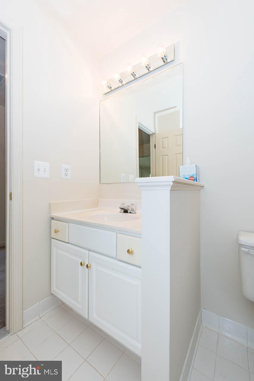 12066 Edgemere Circle Reston, VA 20190 - Photo 40 of 46