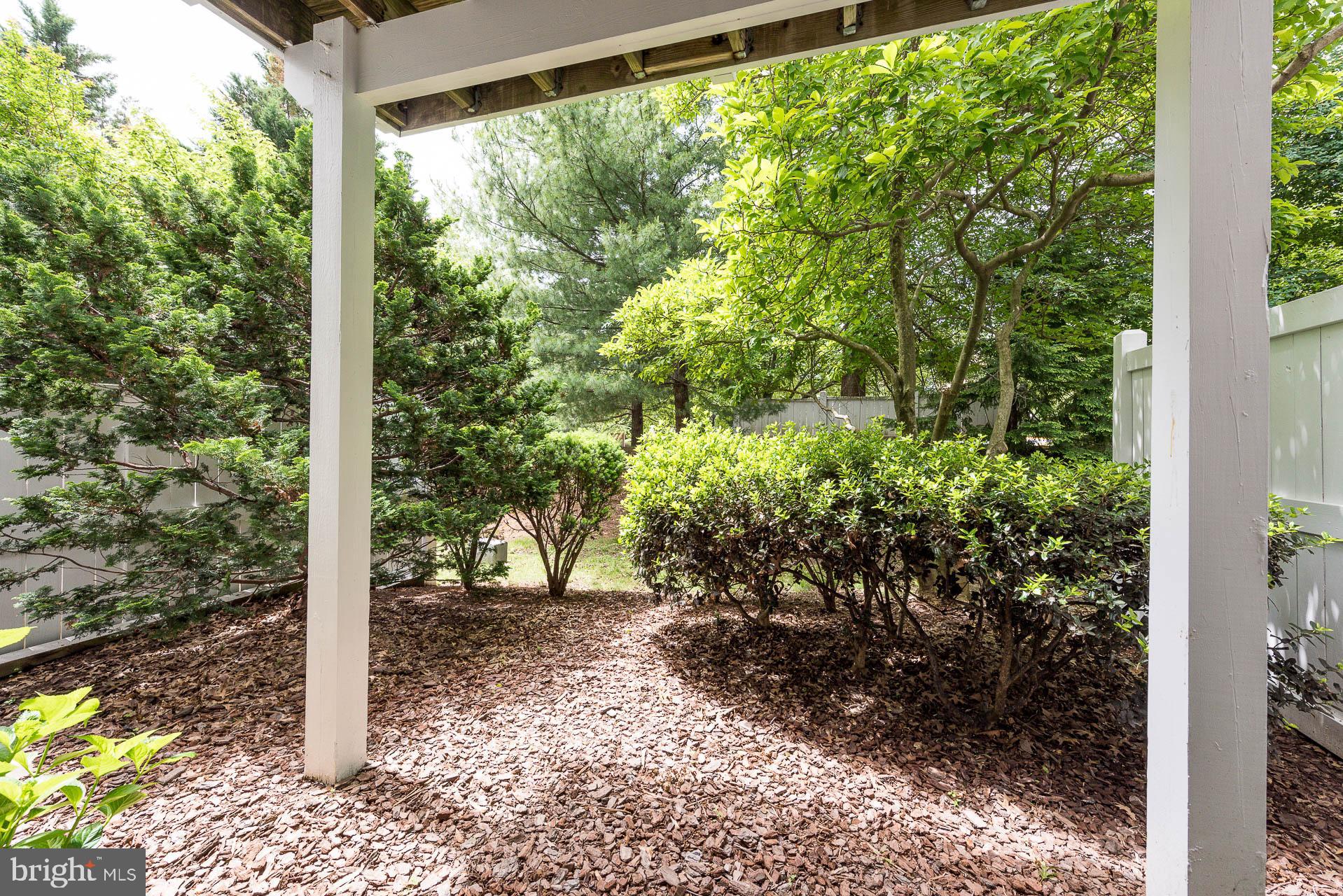 12066 Edgemere Circle Reston, VA 20190 - Photo 43 of 46