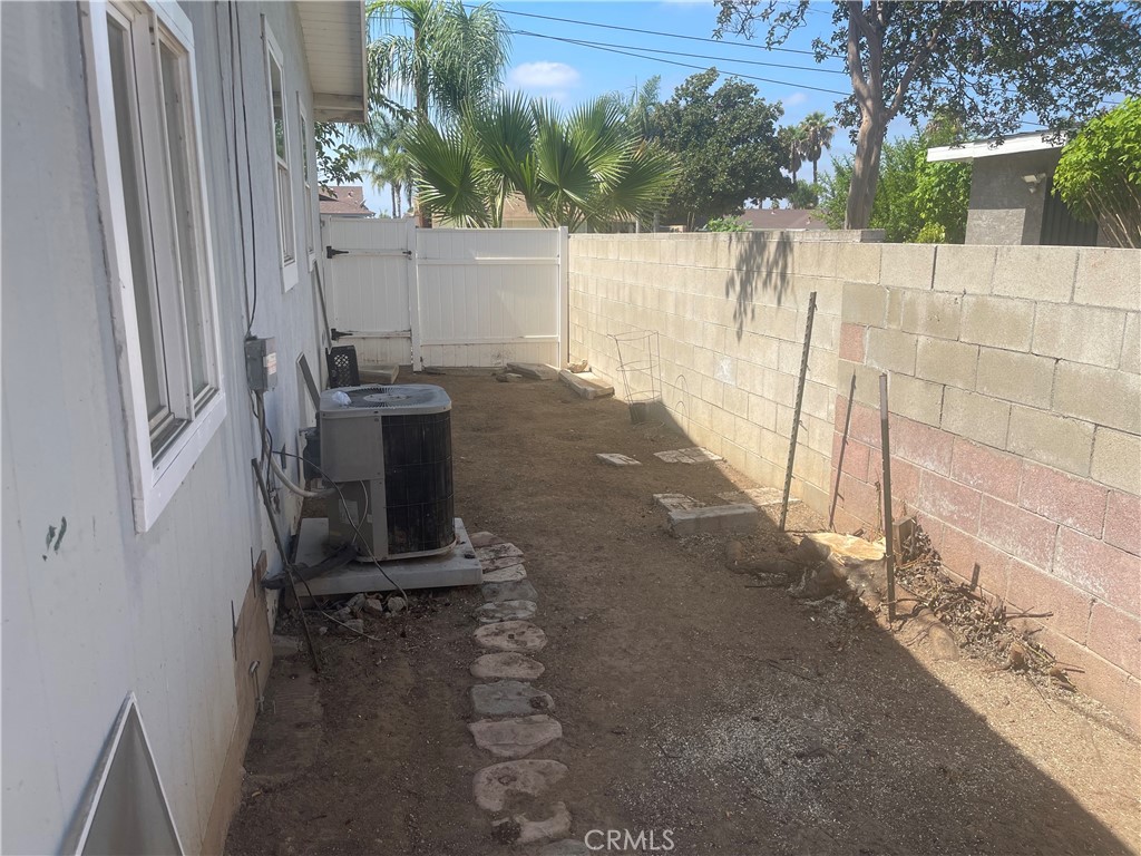 3005 Mary Street Riverside, CA 92506 - Photo 9 of 9