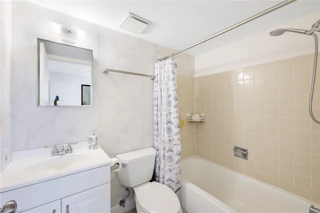 $3,100 | 3625 Boca Ciega Drive, Unit 204, Naples, FL 34112