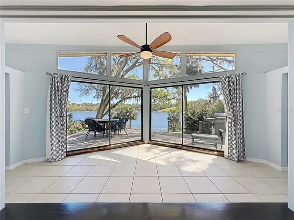 a park view with a entertaining space