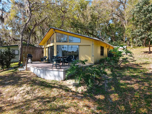 $399,000 | 1617 Lake Nettie Court, Eustis, FL 32726