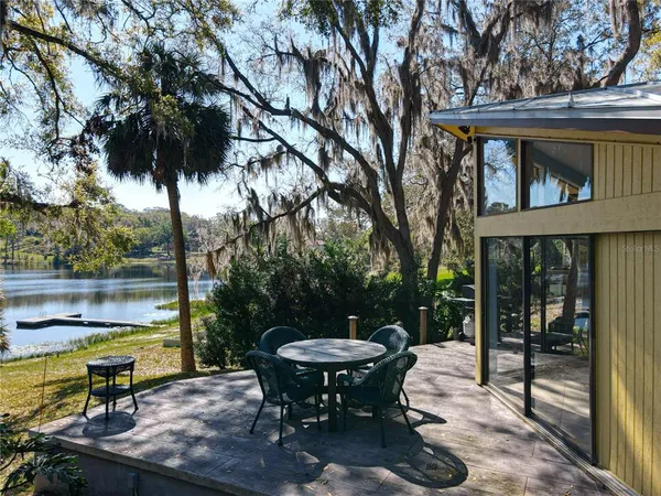 $375,000 | 1617 Lake Nettie Court, Eustis, FL 32726