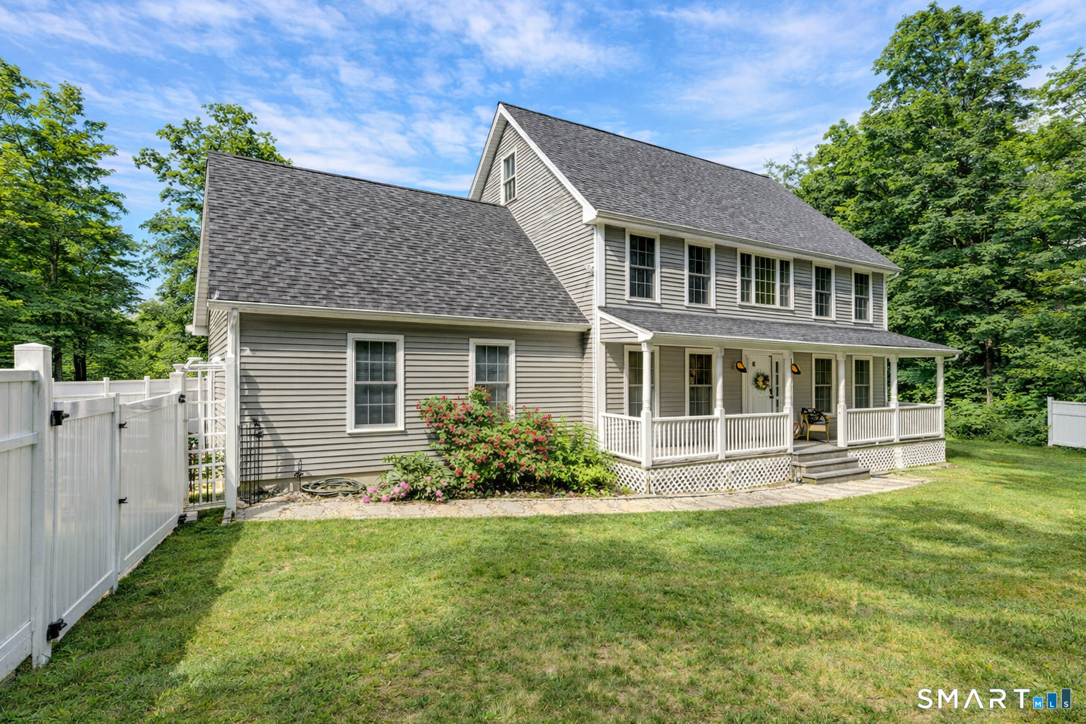1556 Storrs Road Mansfield, CT 06268 - Photo 2 of 39