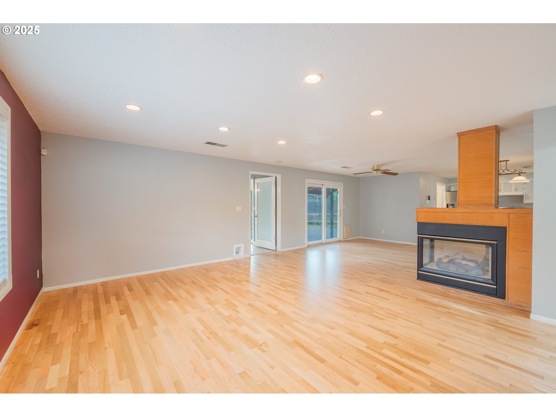 446 44th Avenue Southeast Salem, OR 97317 - Photo 14 of 37 a view of empty room with wooden floor