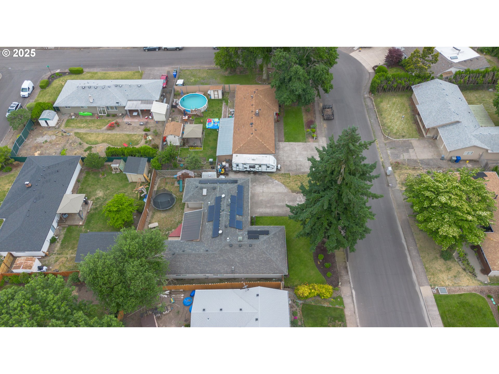 446 44th Avenue Southeast Salem, OR 97317 - Photo 31 of 37 an aerial view of a house