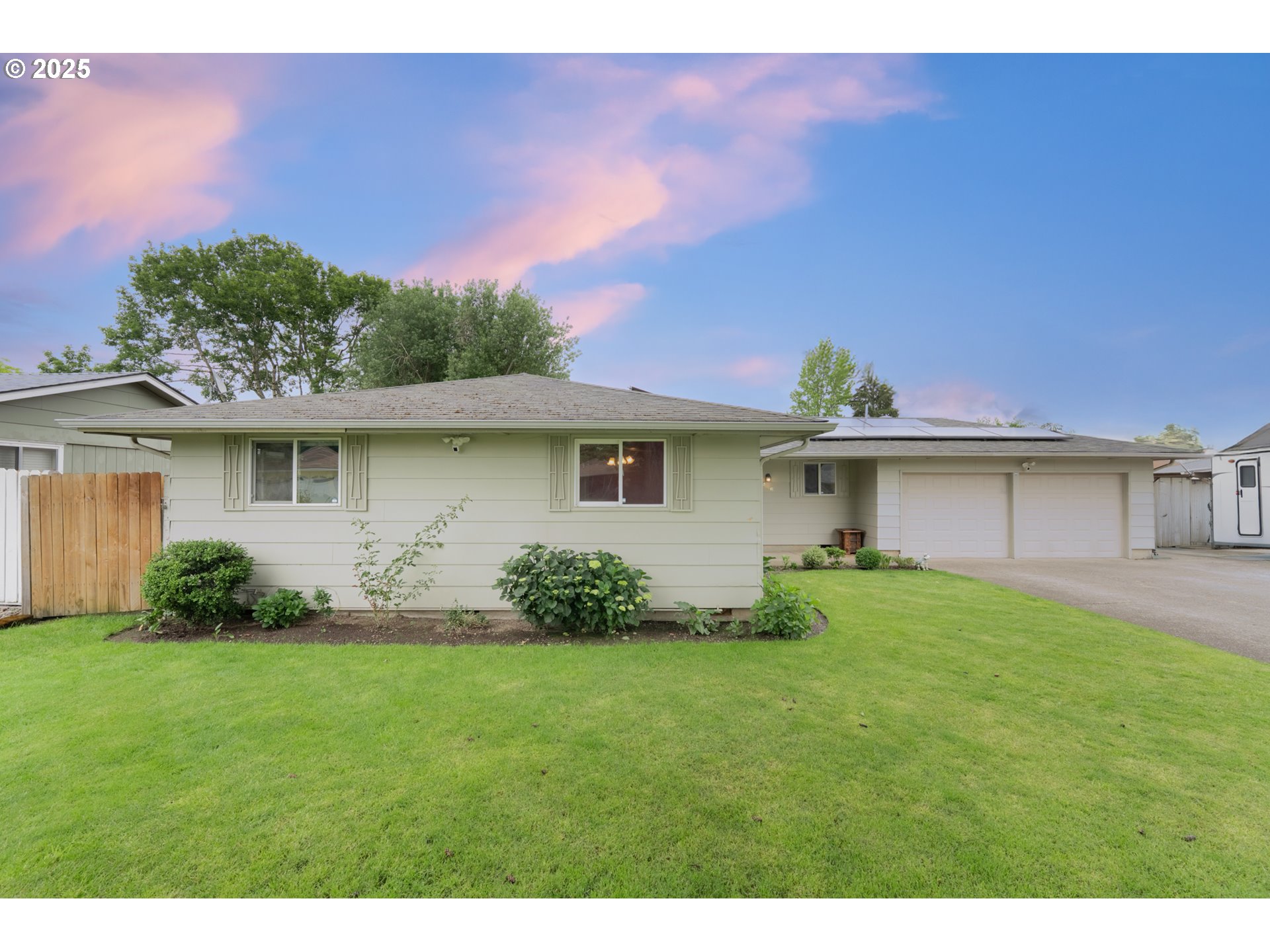446 44th Avenue Southeast Salem, OR 97317 - Photo 7 of 37 a view of a house with a yard and potted plants