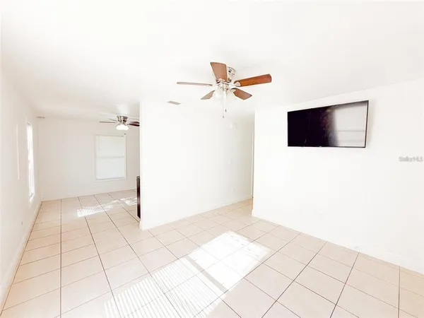 $1,800 | 407 West Bella Vista Street, Lakeland, FL 33805