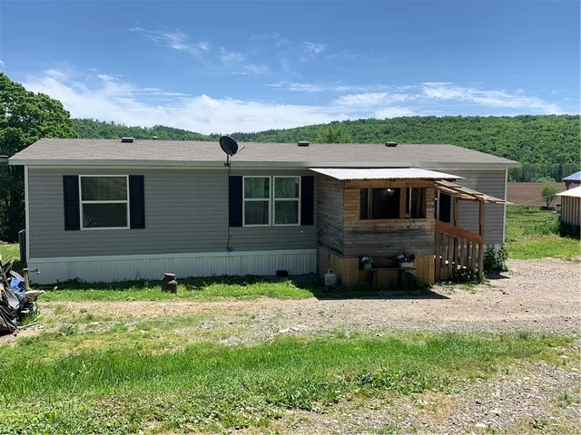 $185,000 | 8896 South Hamilton Road, Hamilton, NY 13332