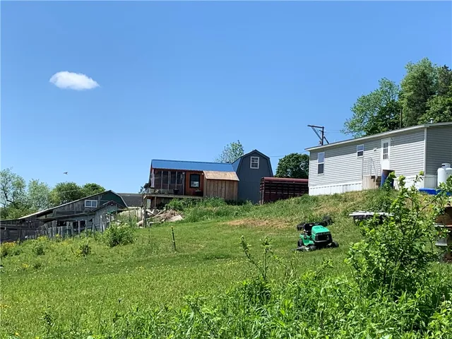 $185,000 | 8896 South Hamilton Road, Hamilton, NY 13332