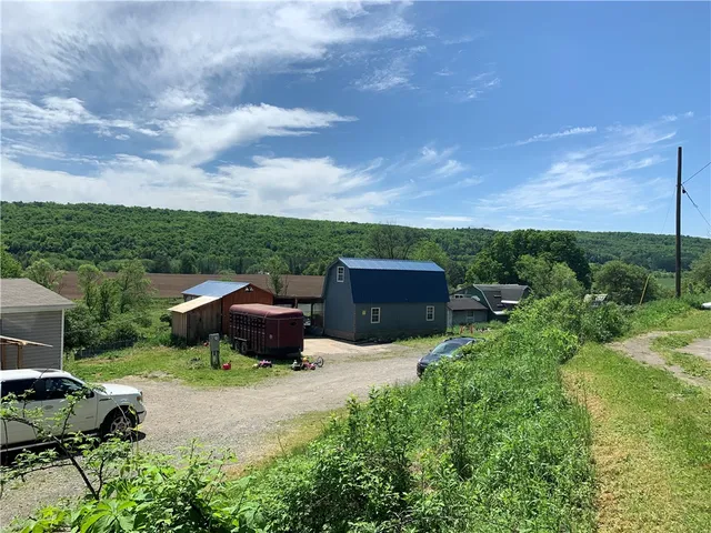 $185,000 | 8896 South Hamilton Road, Hamilton, NY 13332