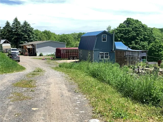 $185,000 | 8896 South Hamilton Road, Hamilton, NY 13332