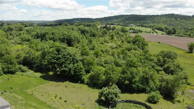 $185,000 | 8896 South Hamilton Road, Hamilton, NY 13332