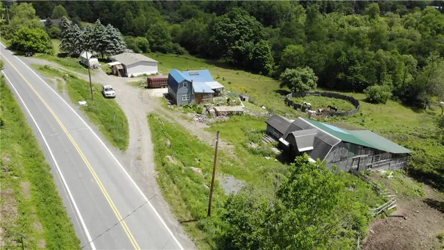 $185,000 | 8896 South Hamilton Road, Hamilton, NY 13332