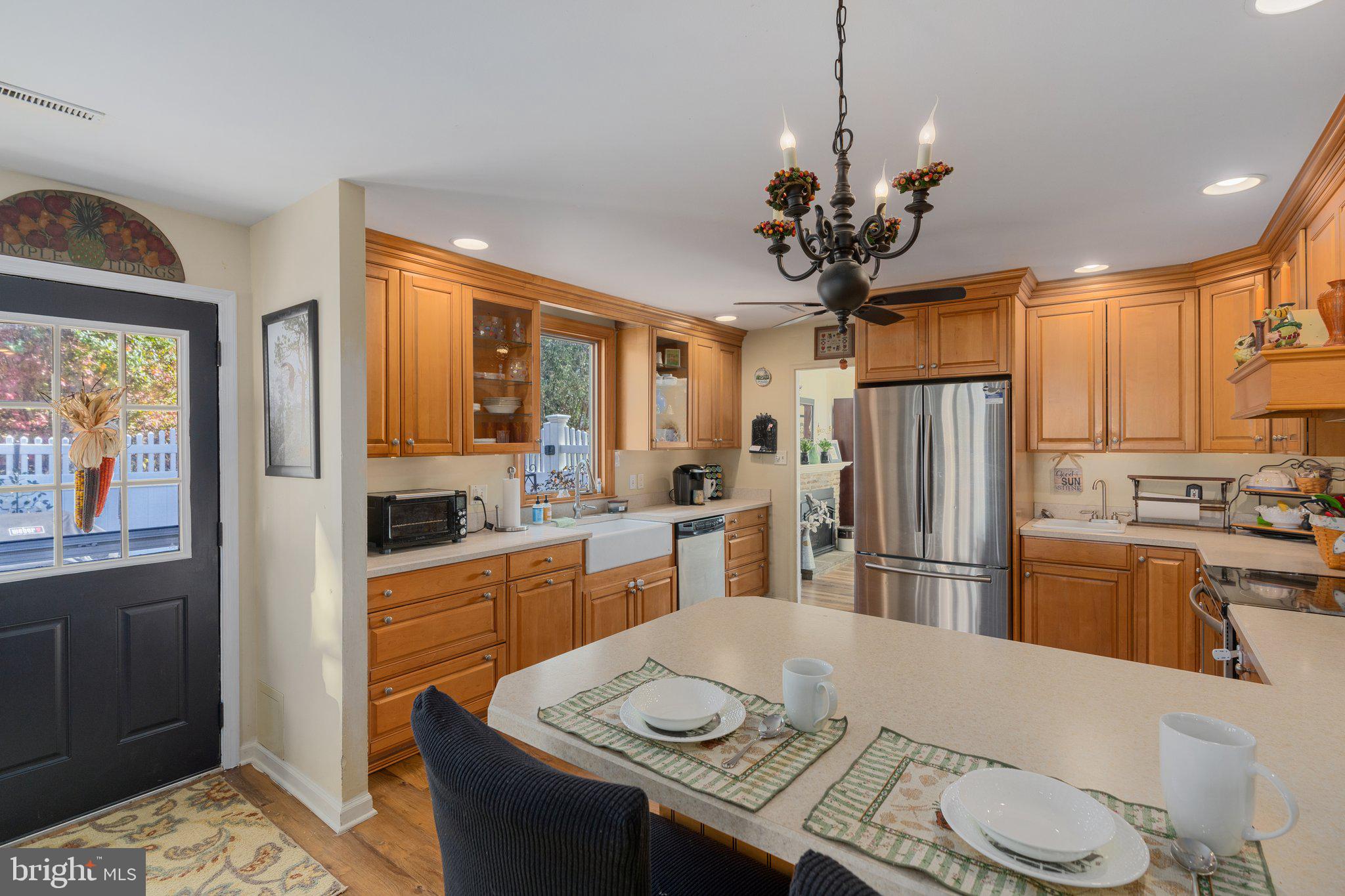 136 Gable Road Paoli, PA 19301 - Photo 11 of 38 Stainless Steel Appliances