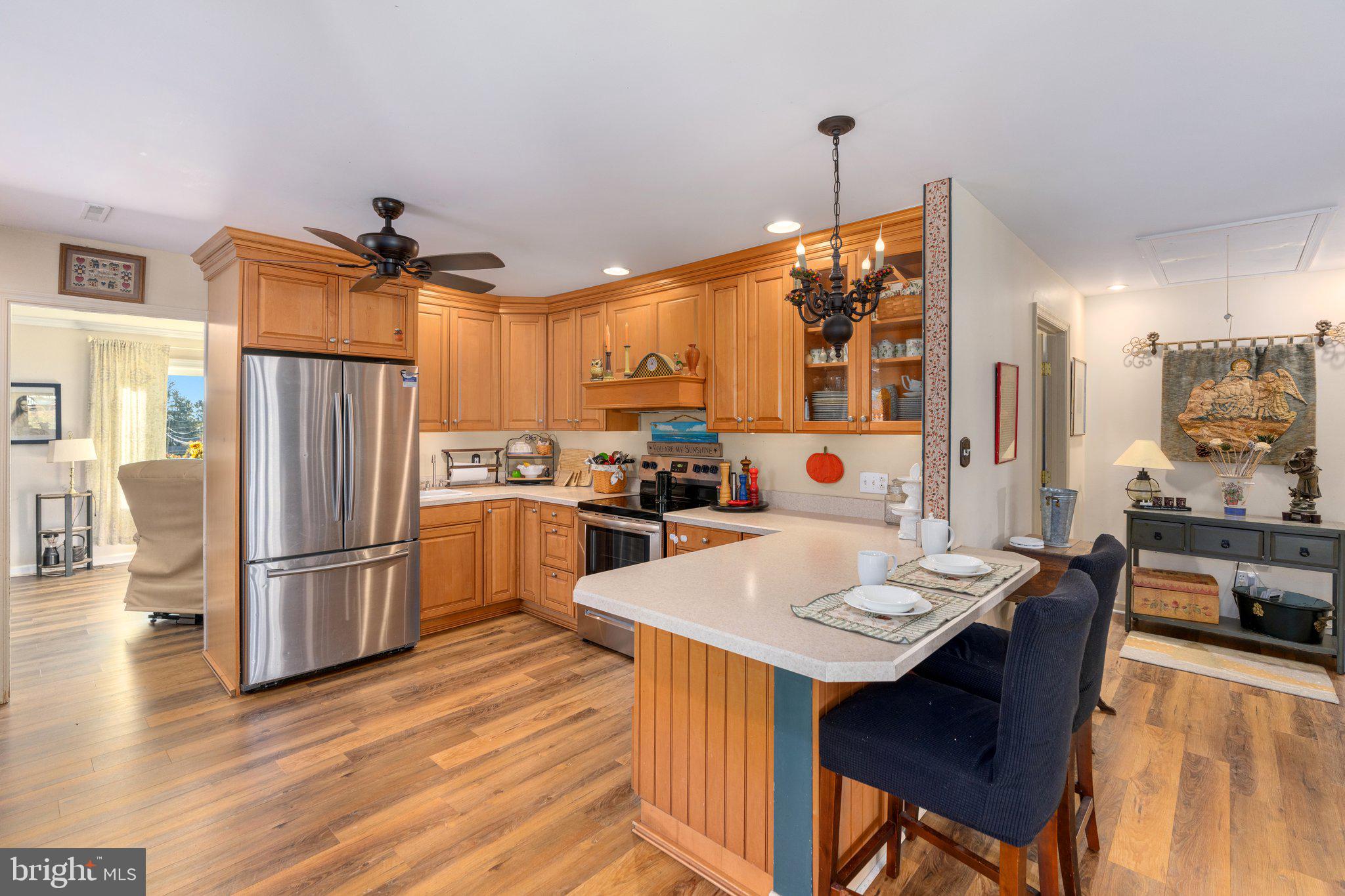 136 Gable Road Paoli, PA 19301 - Photo 10 of 38 Extensive Cabinetry
