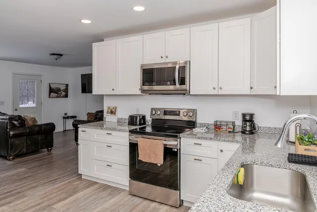 $320,000 | 508 Essex Street, Dover-Foxcroft, ME 04426