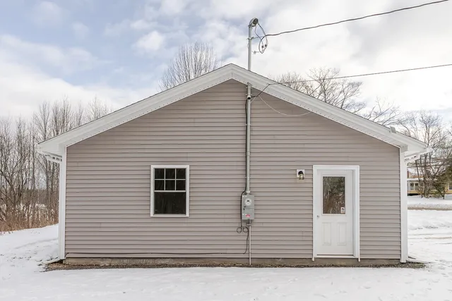 $320,000 | 508 Essex Street, Dover-Foxcroft, ME 04426