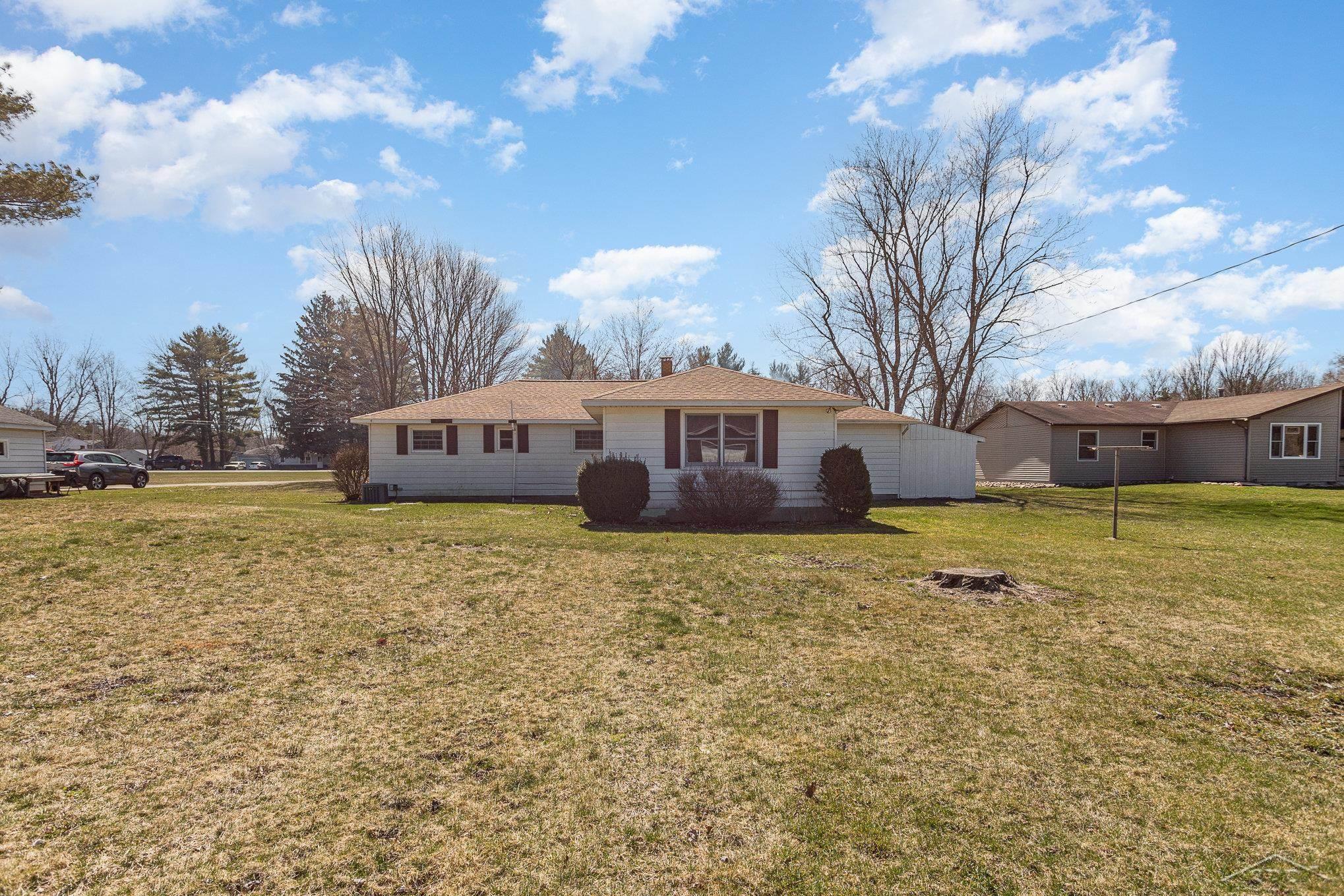 22078 Gratiot Road Merrill, MI 48637 - Photo 5 of 30
