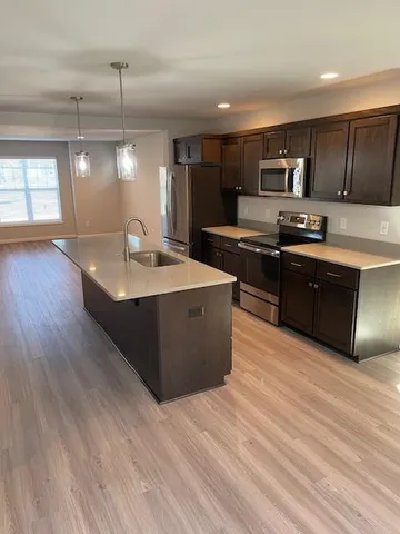 $2,700 | 621 Hillcrest Drive, Waunakee, WI 53597