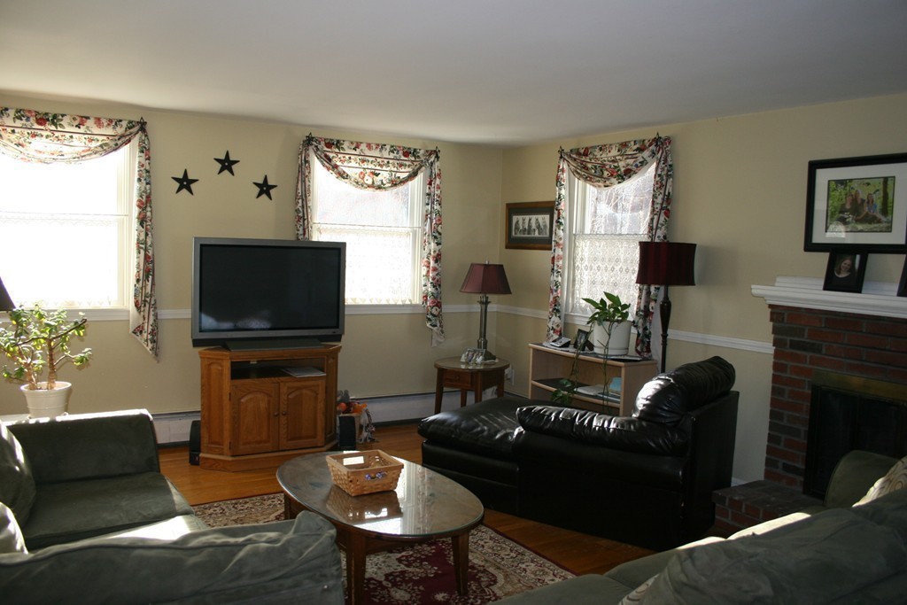 75 Main Street Hanover, MA 02339 - Photo 6 of 29 Gallery Image 6