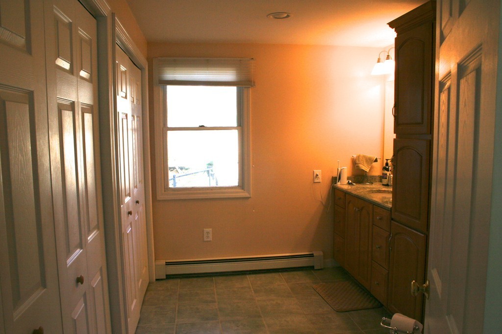 75 Main Street Hanover, MA 02339 - Photo 10 of 29 Gallery Image 10