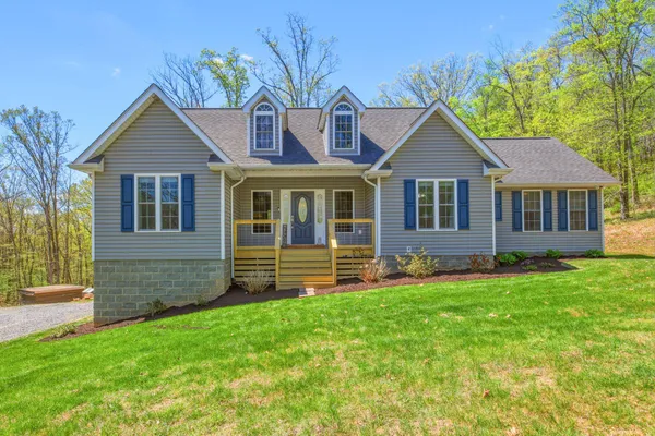 $465,000 | 1034 Hepner Road, Mount Jackson, VA 22842