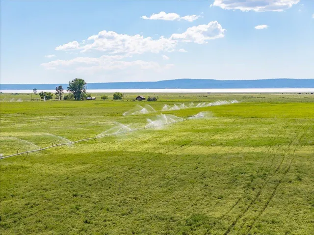 a view of an swimming pool and an outdoor space