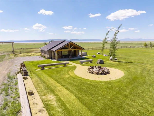 $4,200,000 | 56087 Highway 395, Davis Creek, CA 96108