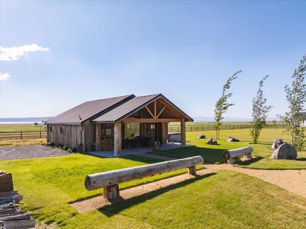 $4,200,000 | 56087 Highway 395, Davis Creek, CA 96108